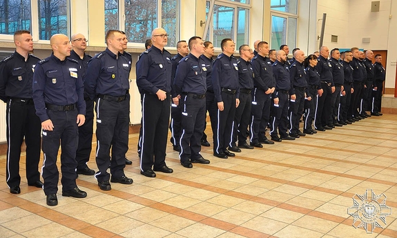 policjanci dyżurni uczestnicy turnieju