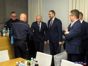 Powitanie gości przez Komendanta Głównego Policji