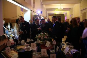oficerowie Policji i zaproszeni goście
