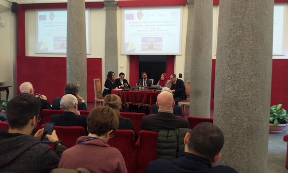 Konferencja w ramach międzynarodowego projektu &quot;TRIVALENT - zapobieganie terroryzmowi poprzez narrację przeciwną radykalizacji&quot;