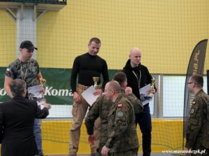 najlepsi zawodnicy na podium