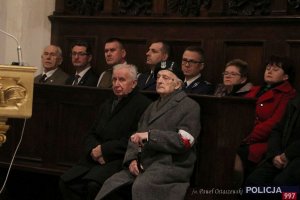 uczestnicy mszy św. w intencji ofiar zbrodni katyńskiej