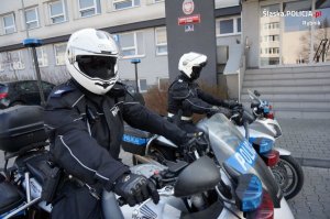 Motocykliści tuż przed służbą.&quot;&gt;