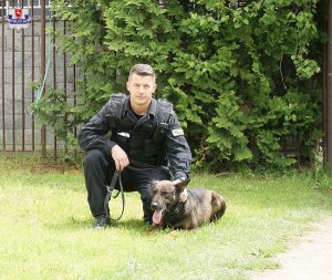 Asp. Marek Pawlak ze swoim psem