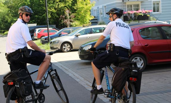 Policjanci na rowerach