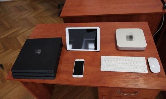 Sprzęty używane przez mężczyznę podejrzanego o podłożenie ładunków bombowych