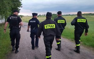 Policjanci i strażacy