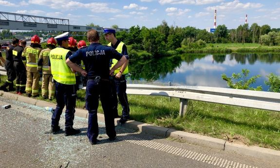 Służby porządkowe na miejscu zdarzenia