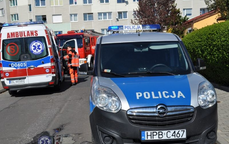 Policjanci i strażacy ratowali życie