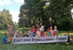 policjanci na spotkaniach z dziećmi i młodzieżą