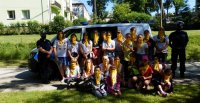 policjanci odwiedzili dzieci na koloniach