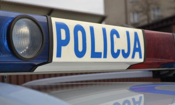 napis: policja na radiowozie