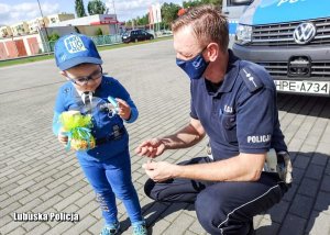 Policjant z Jasiem