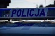 Napis; Policja na dachu radiowozu