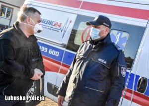 Komendant Powiatowy Policji w Strzelcach Krajeńskich z Dyrektorem Wydziału Bezpieczeństwa i Zarządzania Kryzysowego Lubuskiego Urzędu Wojewódzkiego.