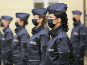 Policjantki podczas ślubowania