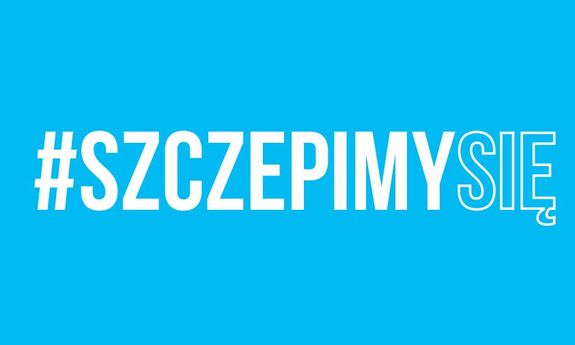 biały napis na niebieskim tle: #Szczepimysię