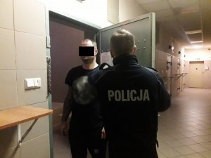 Mężczyzna zatrzymany przez policjantów