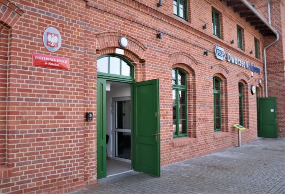 Wejście do posterunku Policji
