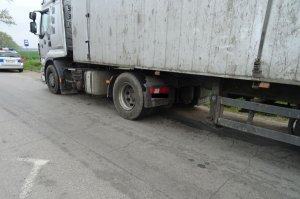 Zatrzymana ciężarówka z nielegalnymi odpadami