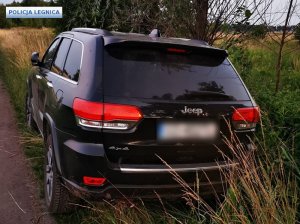 Auto marki Jeep Grand Cherokee od tyłu.&quot;&gt;