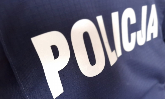 napis policja na radiowozie