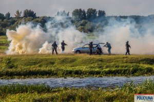 pokaz akcji Centralnego Pododdziału Kontrterrorystycznego Policji „BOA”