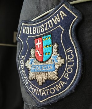 naszywka z gwiazdą policyjną i herbem powiatu kolbuszowskiego na kurtkę służbową