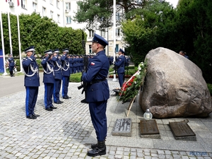 uczestnicy obchodów Święta Policji w Komendzie Głównej Policji