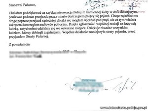zdjęcie podziękowań dla policjantów