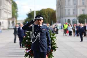 Uroczystości na placu Piłsudskiego z okazji Dnia Weterana Walk o Niepodległość Rzeczypospolitej Polskiej