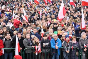 Uroczyste obchody Narodowego Święta Niepodległości na Pl. Piłsudskiego w Warszawie - Kompania Reprezentacyjna Polskiej Policji