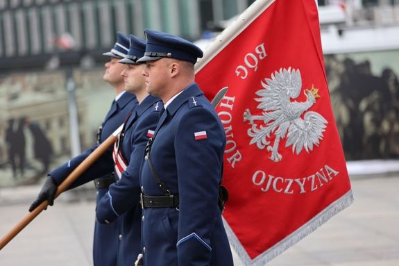 Uroczyste obchody Narodowego Święta Niepodległości na Pl. Piłsudskiego w Warszawie - Kompania Reprezentacyjna Polskiej Policji