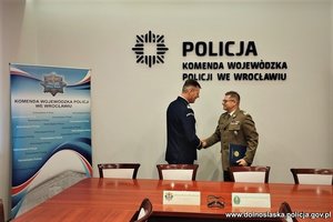 nadinsp. Dariusz Wesołowski Komendant Wojewódzki Policji we Wrocławiu oraz Komendant Nadodrzańskiego Oddziału Straży Granicznej gen. bryg. SG Tomasz Michalski