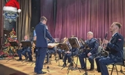 Orkiestra dolnośląskiej komendy wojewódzkiej na scenie
