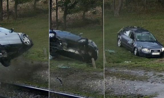 Zdjęcie przedstawia trzy fazy dachowania pojazdu.