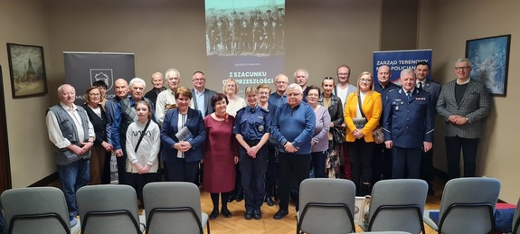 zdjęcie zbiorowe uczestników spotkania