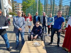 Charytatywny turniej piłki nożnej &quot;Stanę na nogi&quot;i festyn w Szkole Podstawowej z Oddziałami Integracyjnymi nr 280 im. Tytusa Chałubińskiego w Warszawie na rzecz Alana