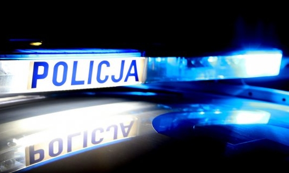 napis policja na radiowozie