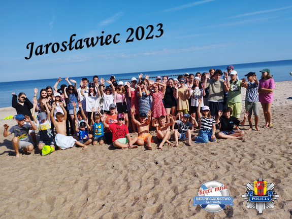 zdjęcie grupowe z plaży