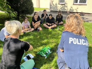 Policjantka spotkała się z kolonistami