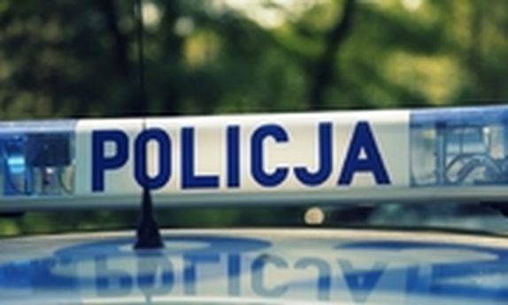 Napis policja na radiowozie