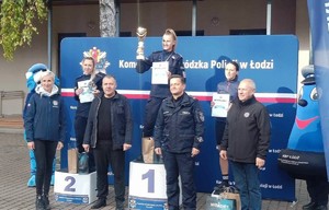 zawodniczki na podium