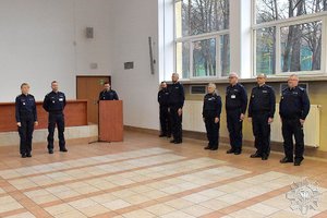 policjanci na auli podczas uroczystości otwarcia turnieju