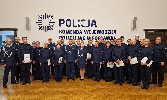 zdjęcie grupowe uczestników uroczystości ślubowania