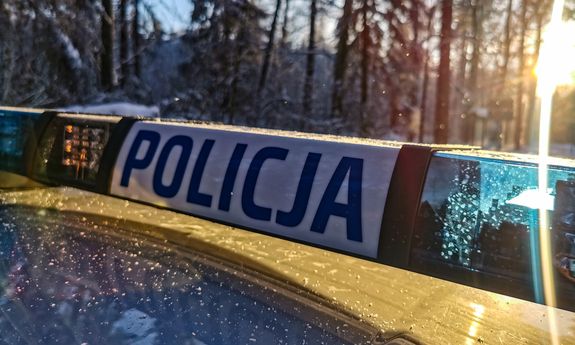 Sygnały świetlne wyłączone na radiowozie