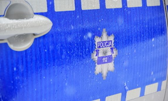 napis Policja na radiowozie