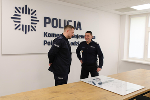 Komendant ze zwycięzcą aukcji