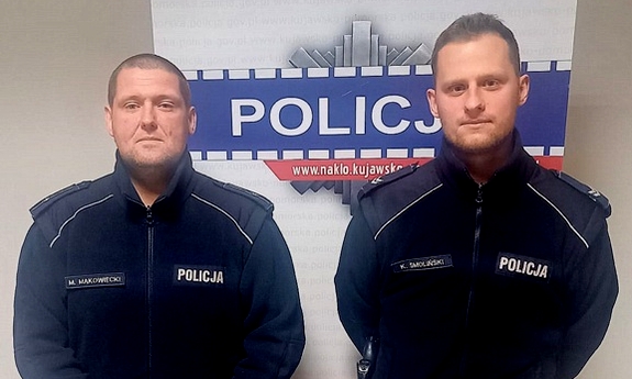 mł asp. Marcin Makowiecki i st. sierż. Kamil Smoliński