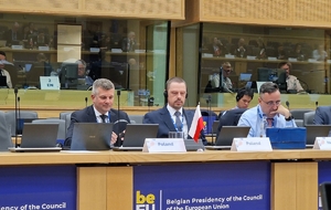 Komendant Główny Policji insp Marek Boroń i Dyrektor BMWP KGP mł. insp. Ireneusz Sieńko podczas posiedzenia Europolu